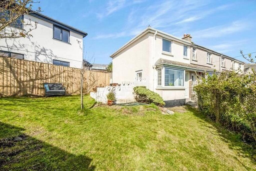 Sunrise! ~ 2 Bedrooms, Garden, Parking, Sea Views St Ives Exterior foto